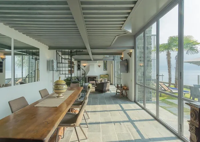 Villa Sasso On By Rent