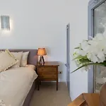 Villa Sasso On By Rent *