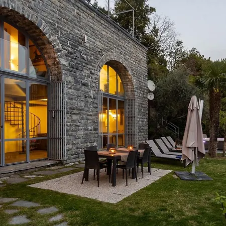 Sasso On By Rent * Sala Comacina