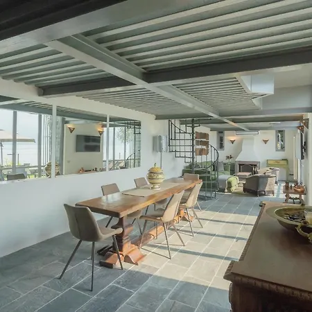 Villa Sasso On By Rent