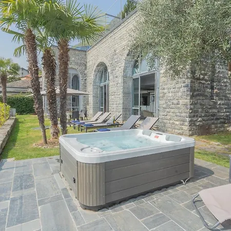 Villa Sasso On Sala Comacina