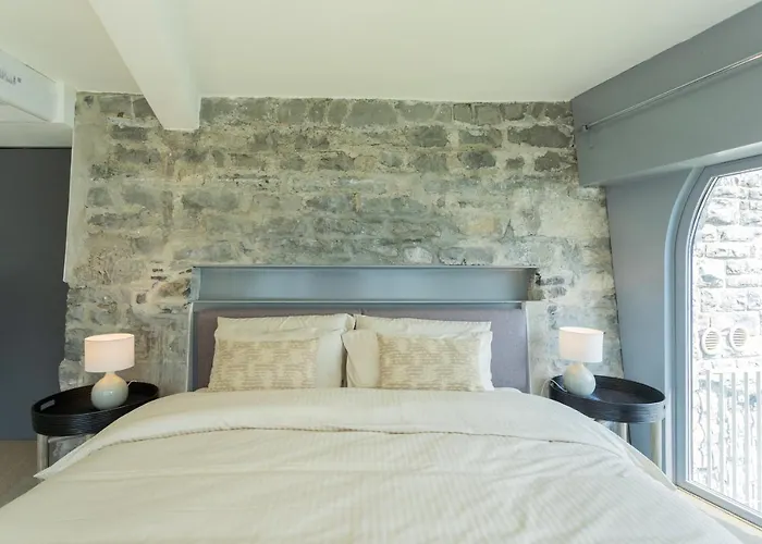 Sasso On By Rent * Sala Comacina