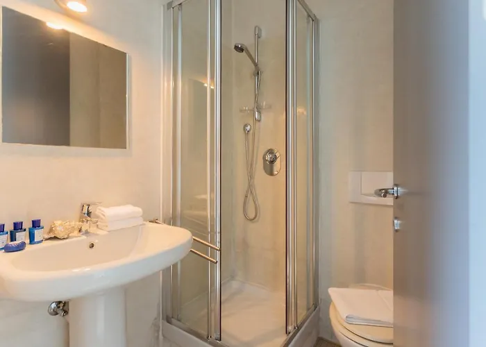 Sasso On By Rent * Sala Comacina