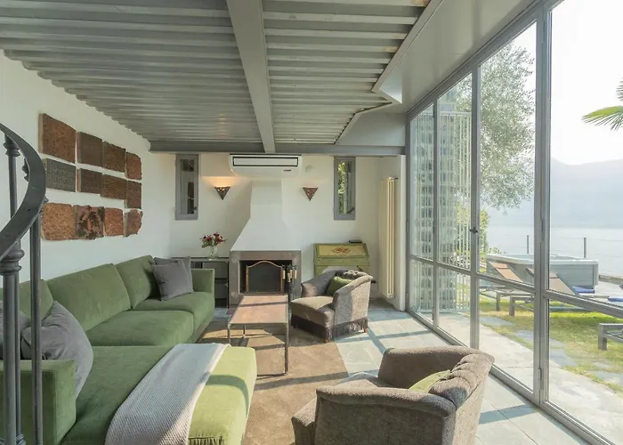 Sasso On By Rent Villa Sala Comacina