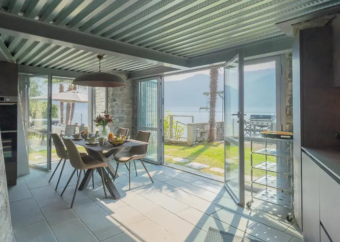 Sasso On By Rent Sala Comacina