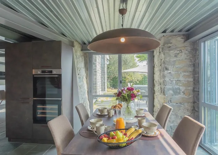 Villa Sasso On By Rent Sala Comacina