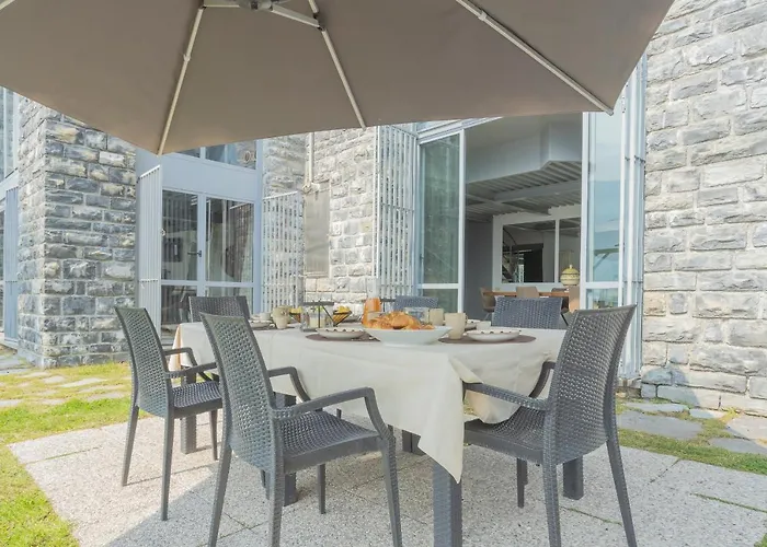 Sasso On By Rent Villa Sala Comacina