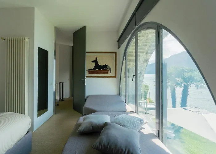 Vila Sasso On By Rent