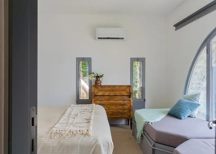 Sasso On By Rent Vila *