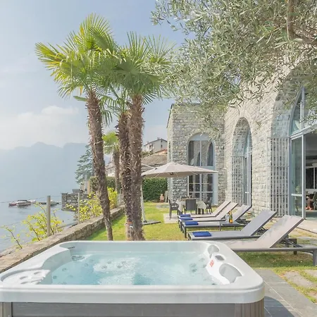 Sasso On By Rent Sala Comacina