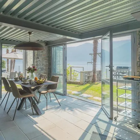 Sasso On By Rent Sala Comacina